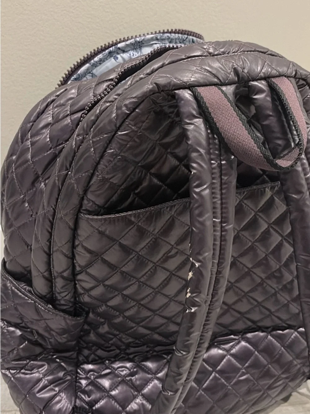 Oliver ThomasQuilted Puffer Tennis 24/7 Backpack in deep purple
